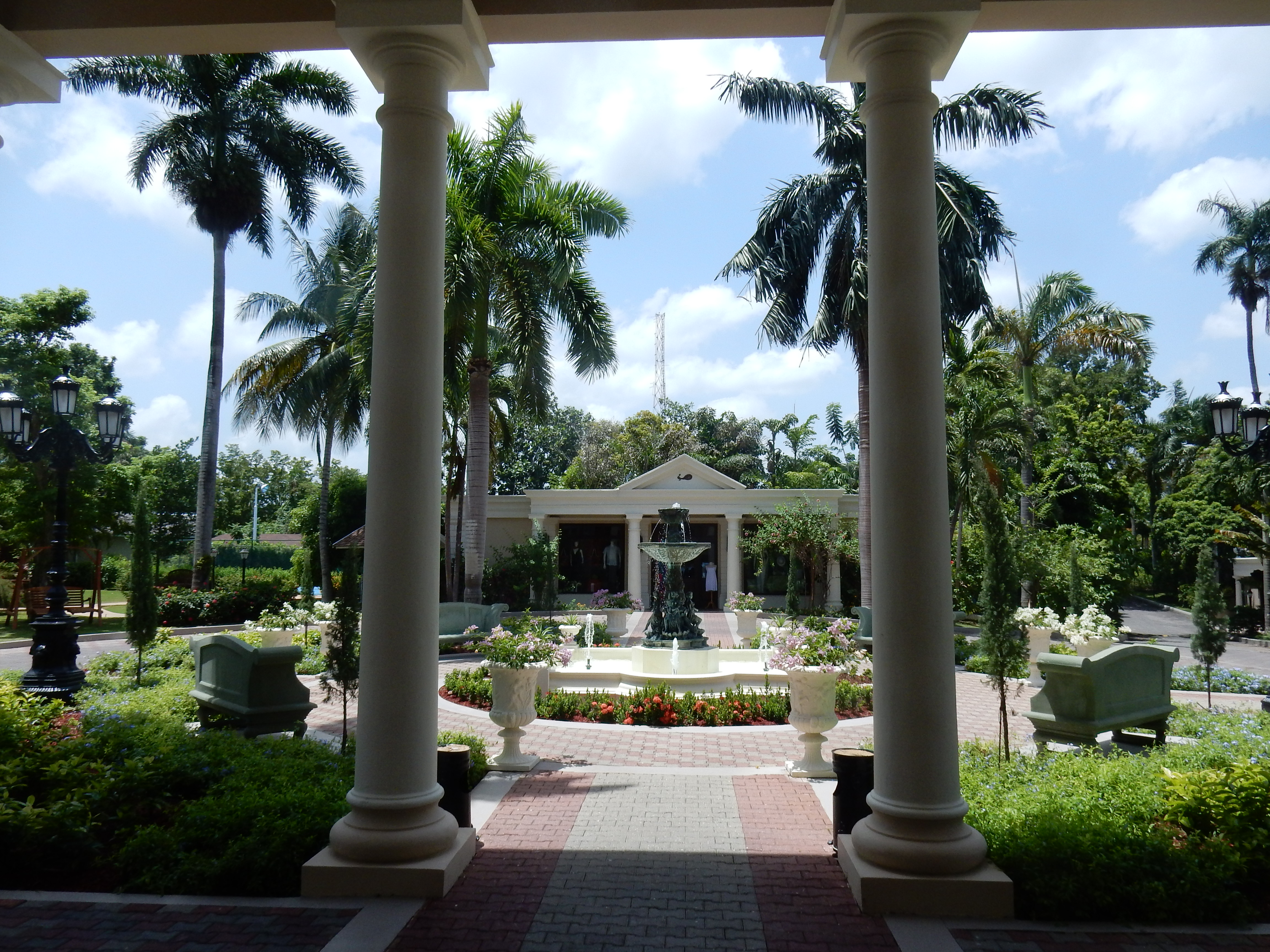 The Royal Pavilion at Sandals Jamaica. Wouldn't this be a great spot for a ceremony?